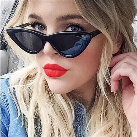 Vintage Cat Eye Sunglasses - Picture 1 of 6